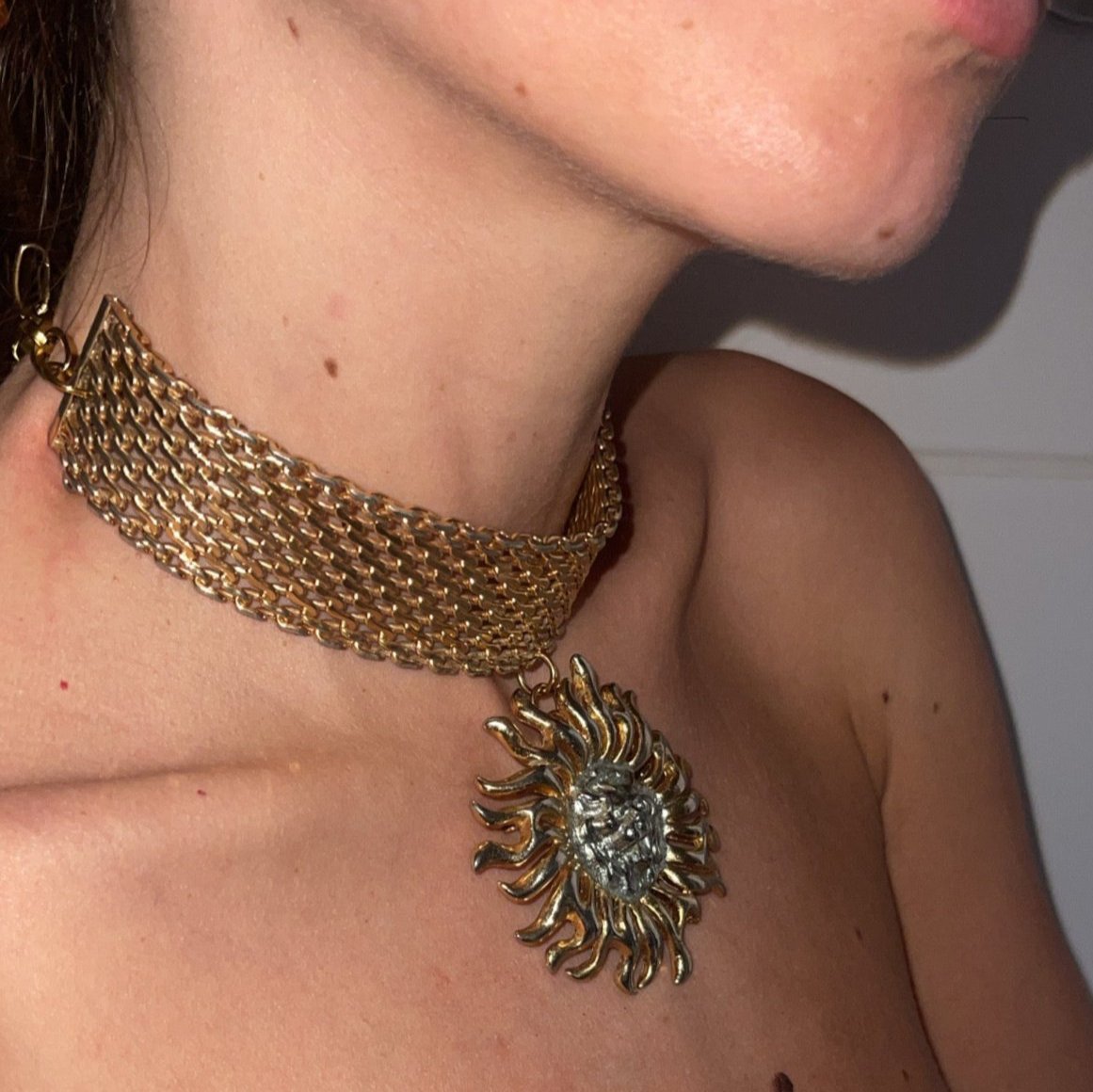 Collier Leo