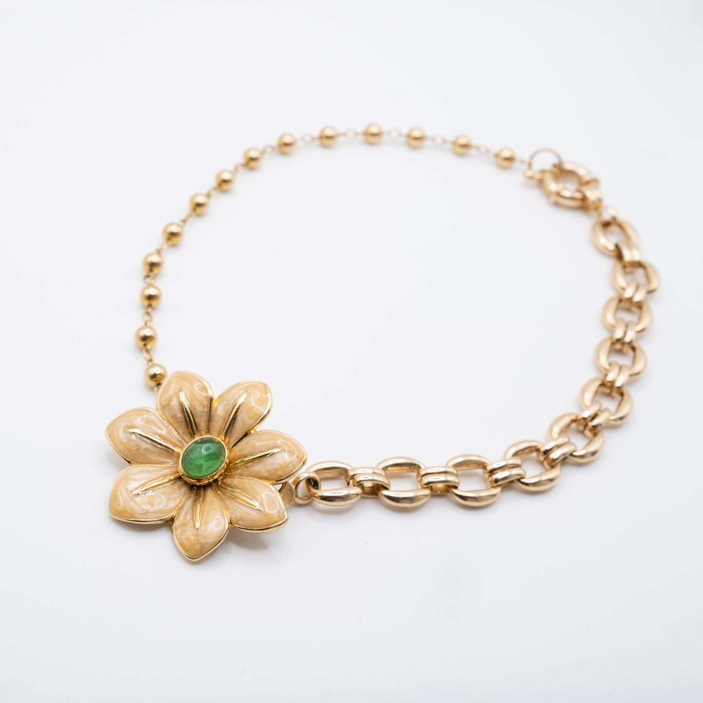 Collier Solar Bloom