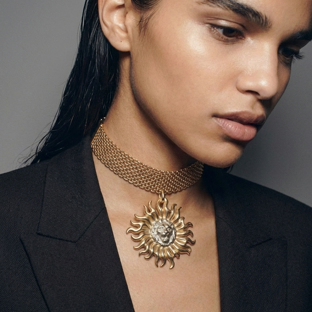 Collier Leo